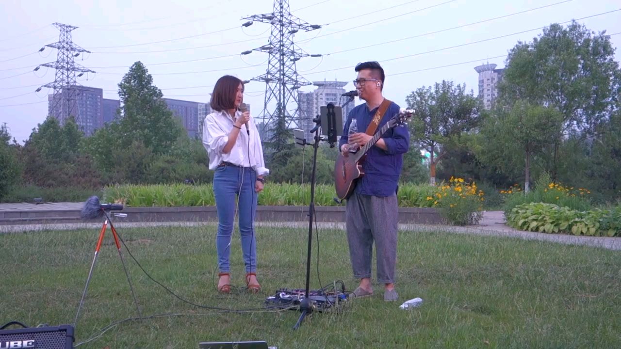 那个女人,。那个陈工
